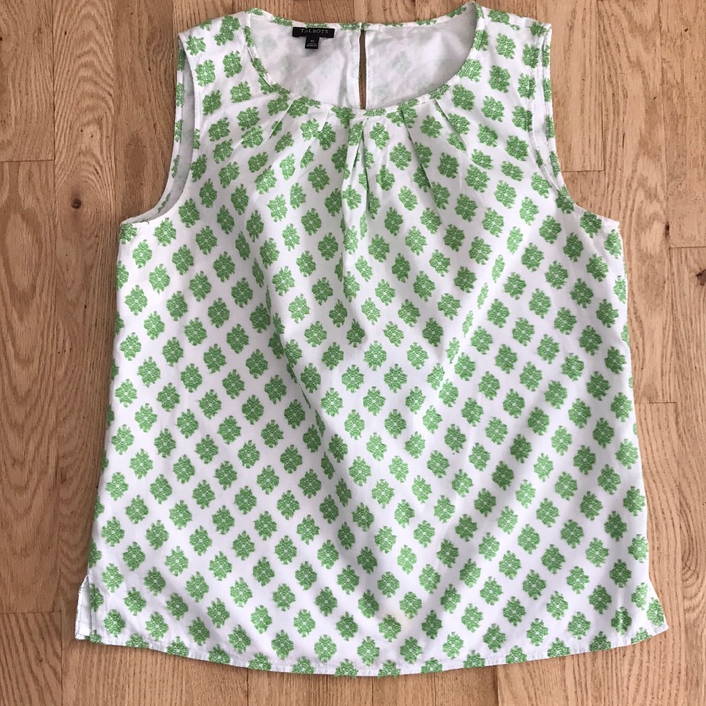 Talbots cotton top. White with green stitched embellishment size 10. Back button